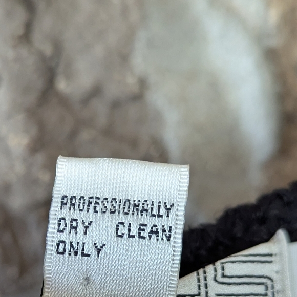 VTG 80s Chaus Abstract Heart Fish Colorful Knit Sweater Silk Large Black - Picture 6 of 7